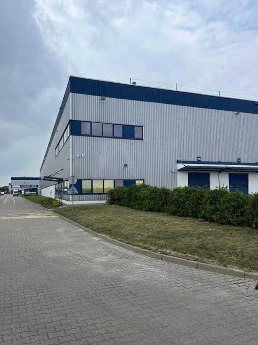 High Bay Warehouse Rental in Ołtarzew